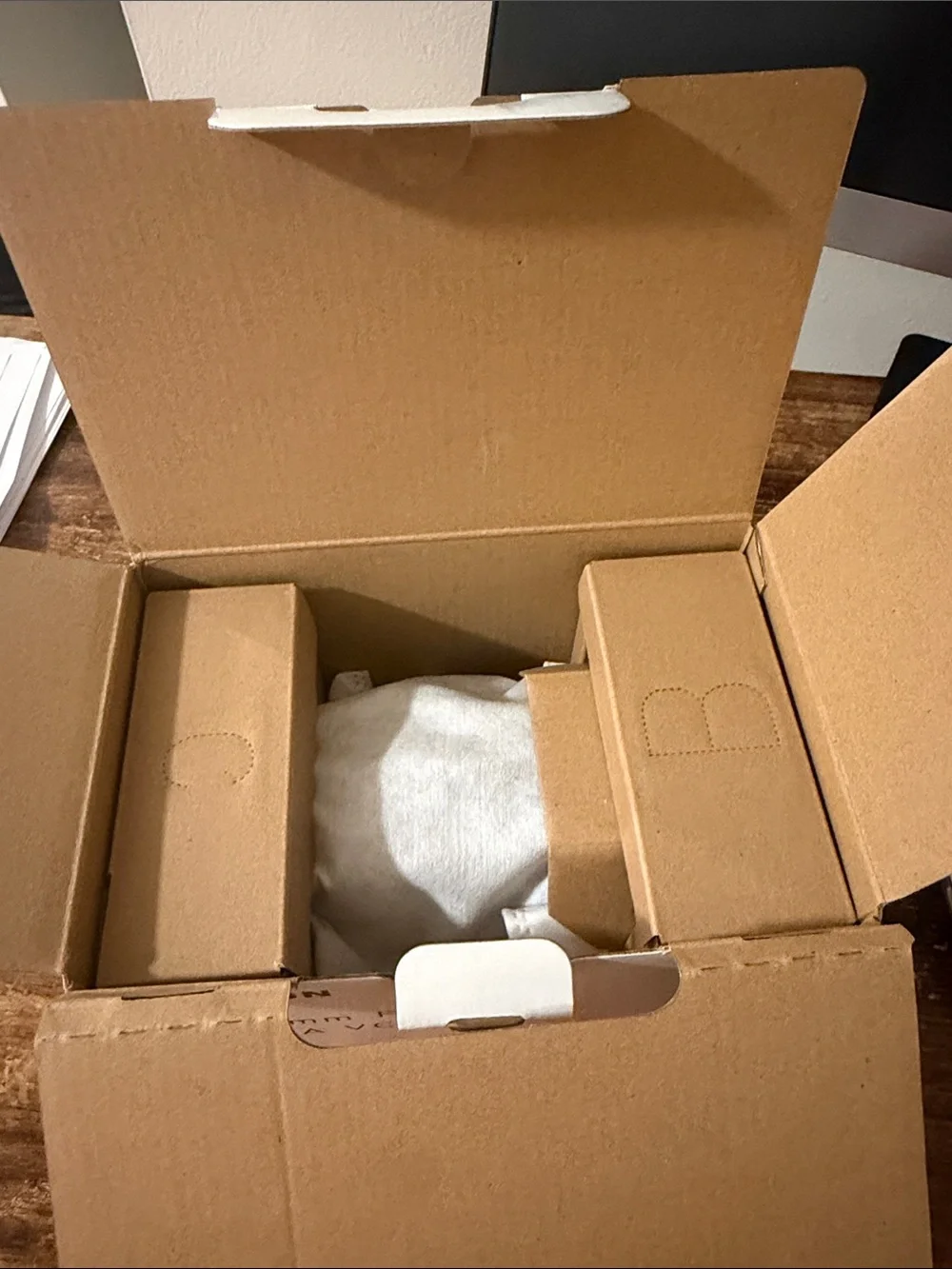 Tamron 17-70mm F/2.8 Di III-A VC RXD Lens - White Box